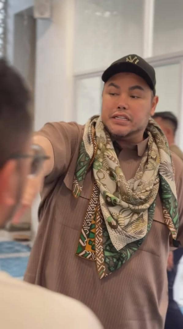 Ivan Gunawan resmikan masjid (instagram.com/ivan_gunawan)