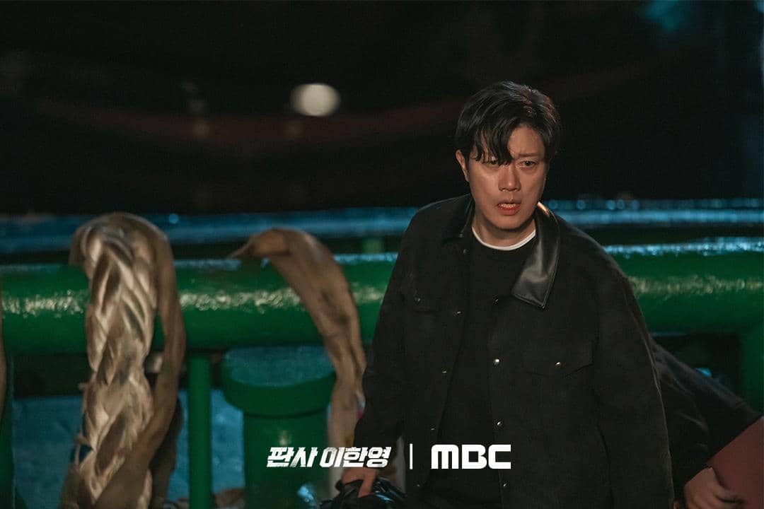 cuplikan drama The Judge Returns.