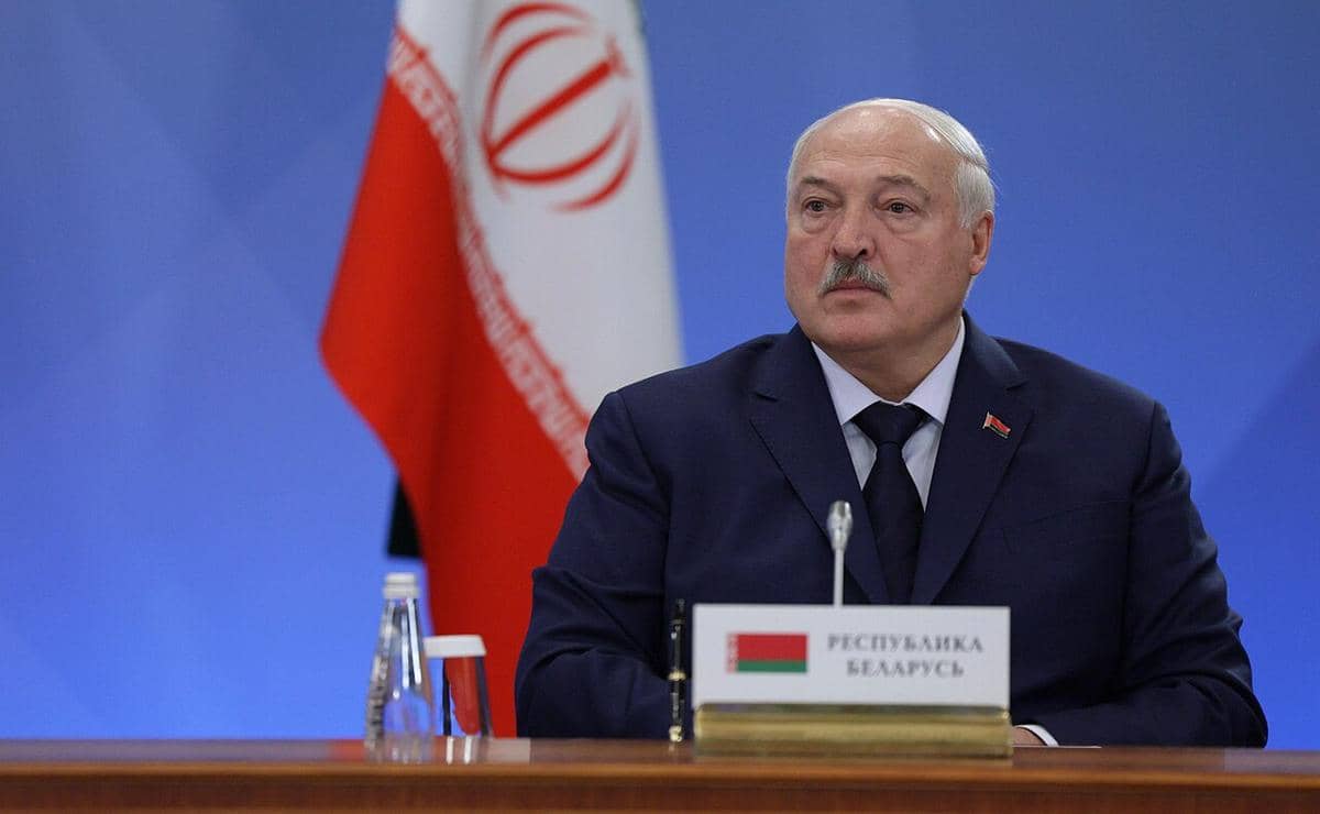 Alexander Lukashenko sedang menghadiri pertemuan penting.