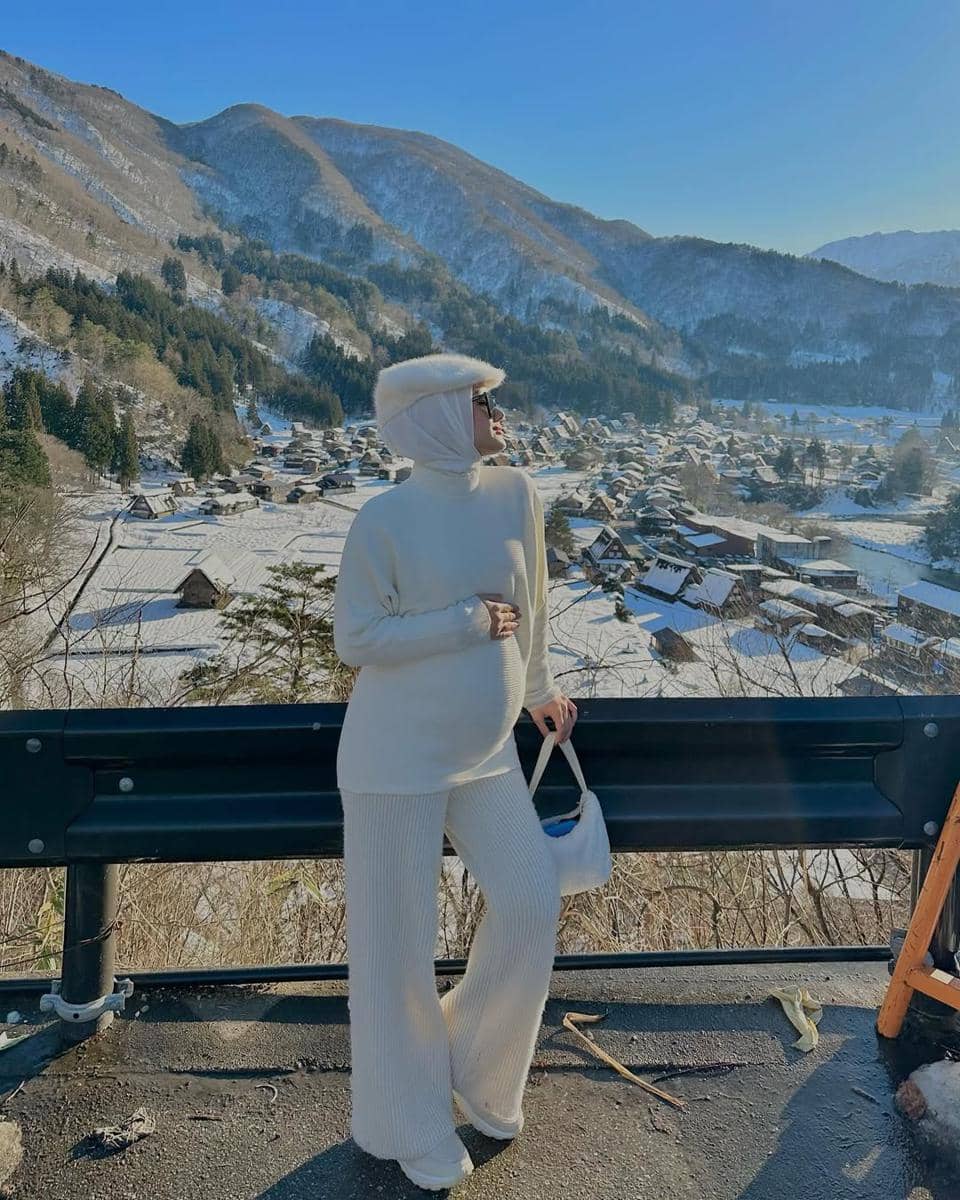 Mix and Match White Outfit ala Dinda Hauw