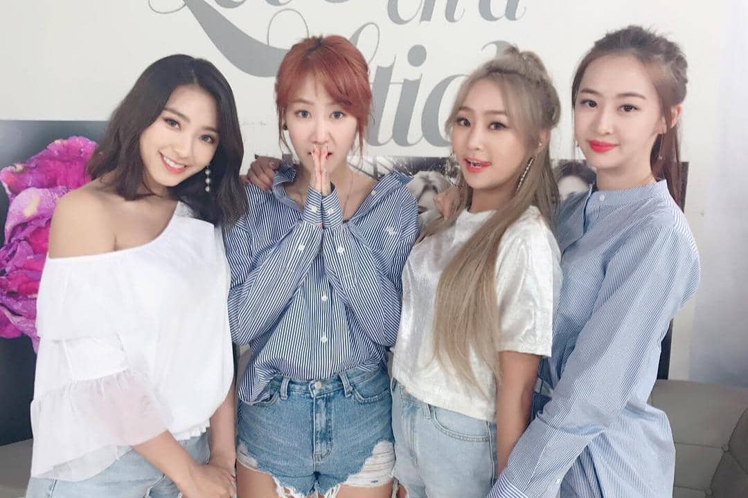 5 Lagu KPop tentang Kekhawatiran Terlambat Menikah, Relatable!