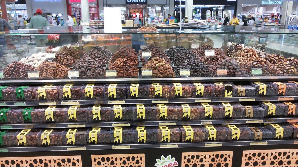Kurma di Carrefour, UEA 