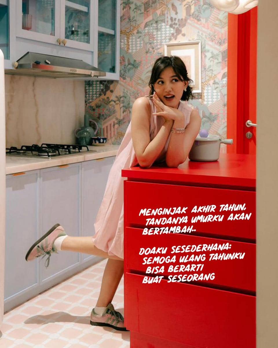 inspirasi OOTD nuansa pink ala Ify Alyssa