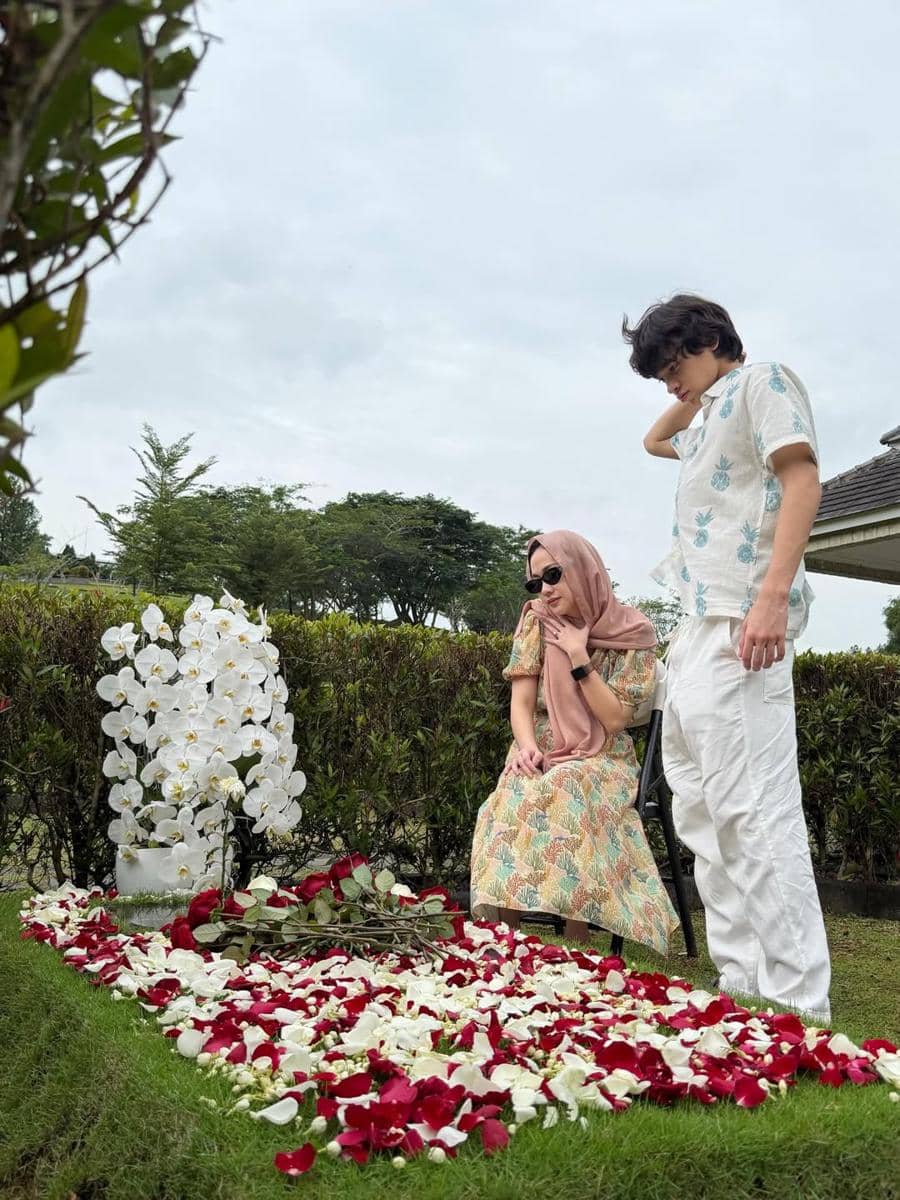 BCL berziarah ke makam mendiang Ashraf Sinclair