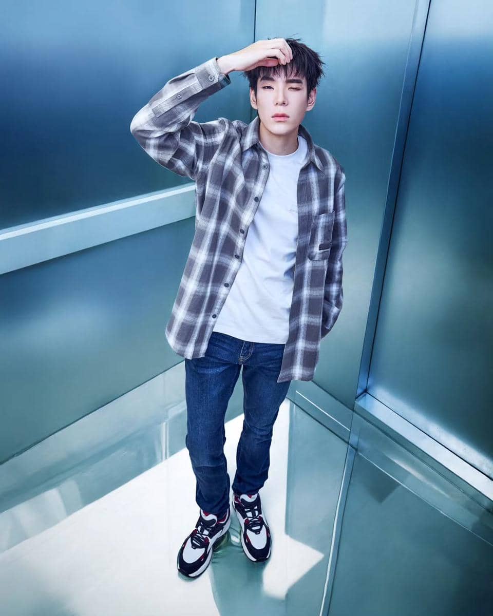 outfit Jaylerr Kritsanapoom