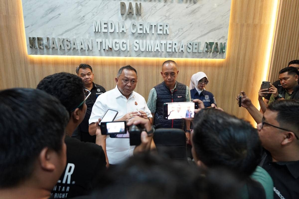 Kepala Kejati Sumsel Ketut Sumendana