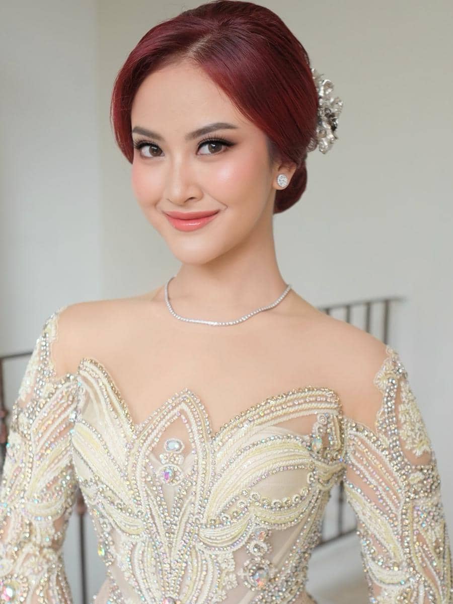 gaya lamaran Gabriella Larasati 