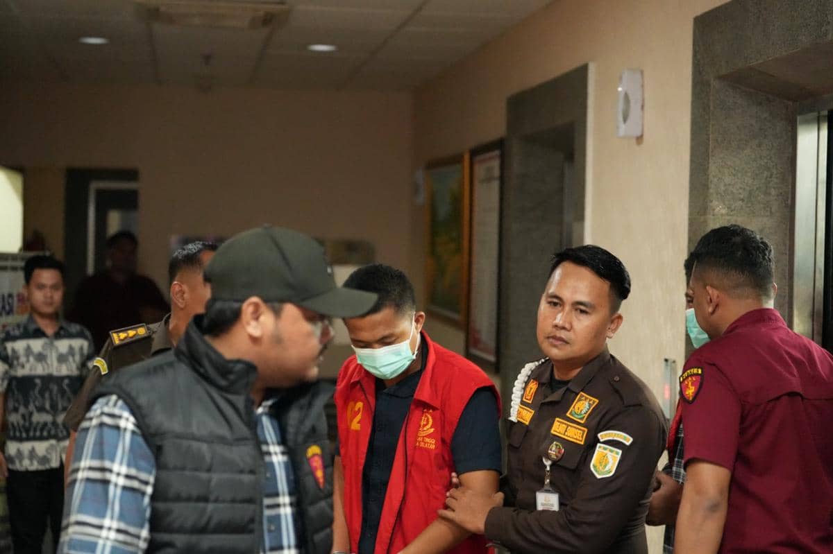 Anggota DPRD Muara Enim kena OTT bareng anak