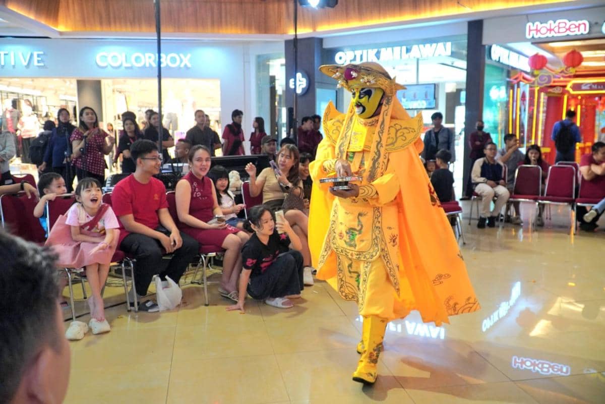 bian lian, mal ciputra, imlek