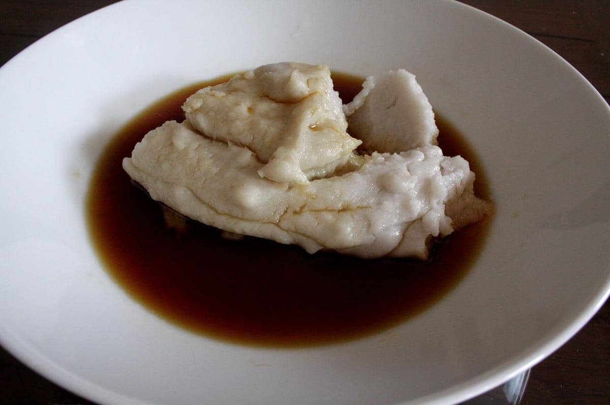 Resep Bubur Sumsum Keju Susu, Lembut Gurih Berpadu Kuah Gula Merah