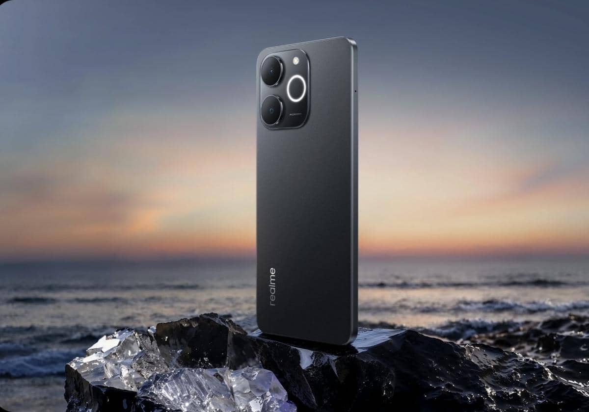 realme P4 Lite 4G warna obsidian black  