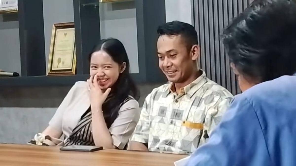 Beda 23 Tahun, Pernikahan Mbah Jati dan Gracia di Magetan Viral