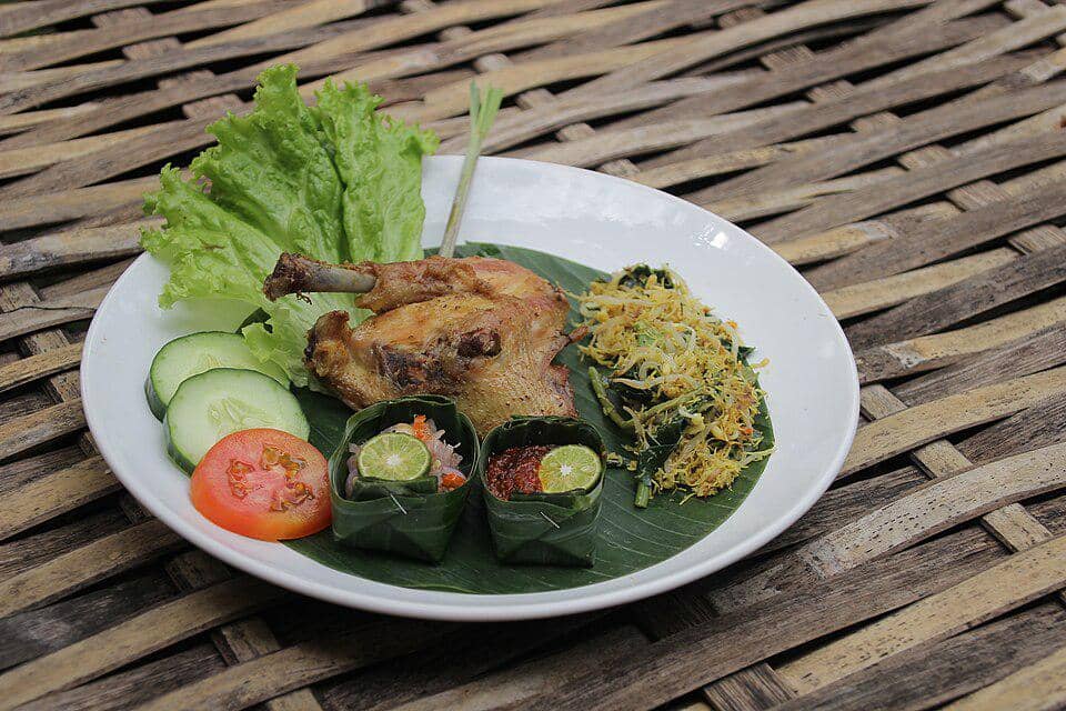 5 Olahan Ayam yang Serasi dengan Sambal Matah, Pas untuk Berbuka!