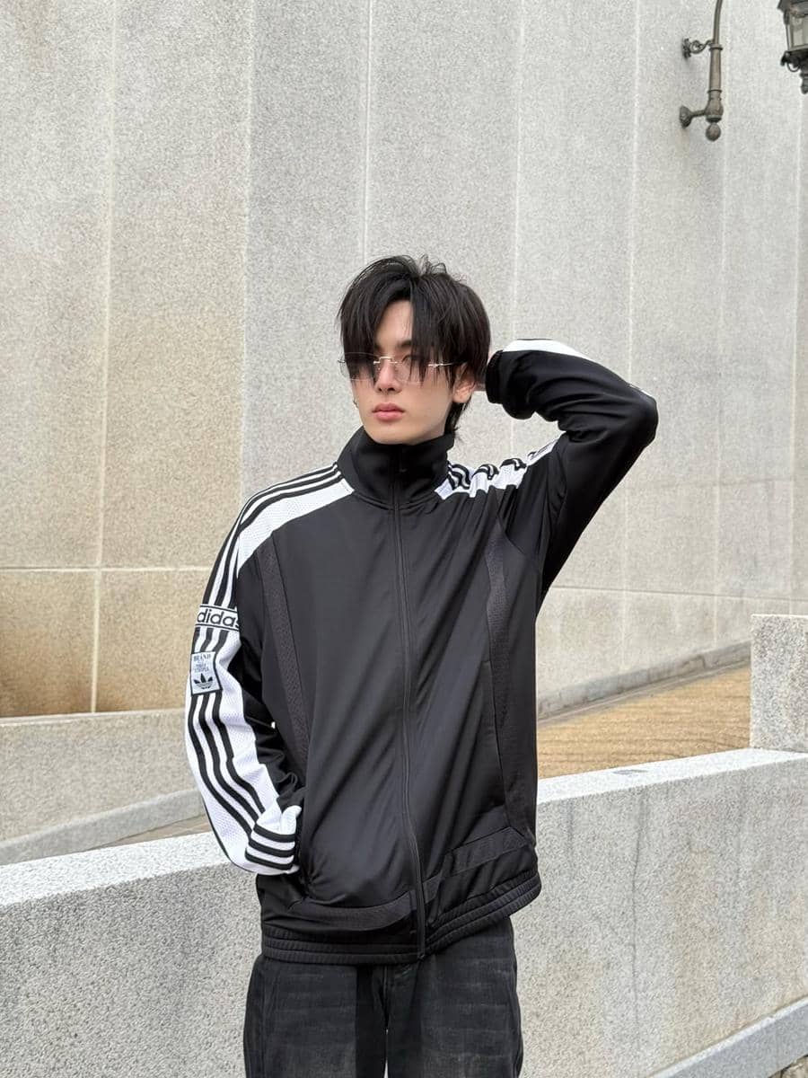 OOTD Day Out ala Santa Pongsapak