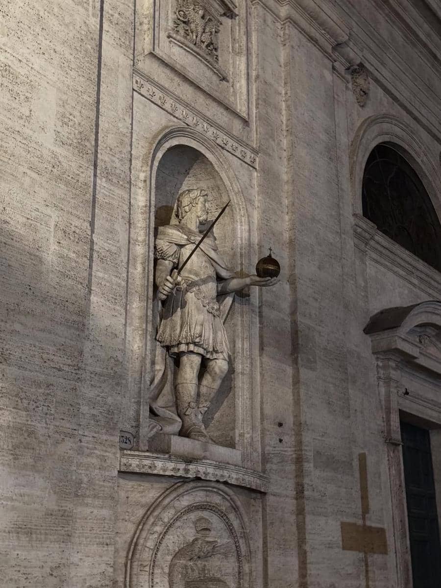 Cinta Brian berkeliling kota Roma bareng Gisella Anastasia