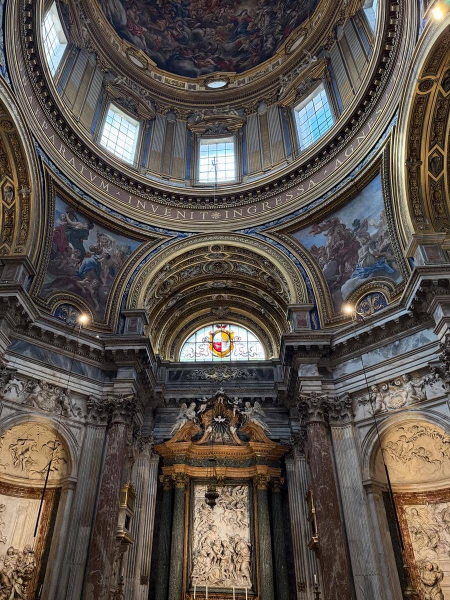 Cinta Brian berkeliling kota Roma bareng Gisella Anastasia