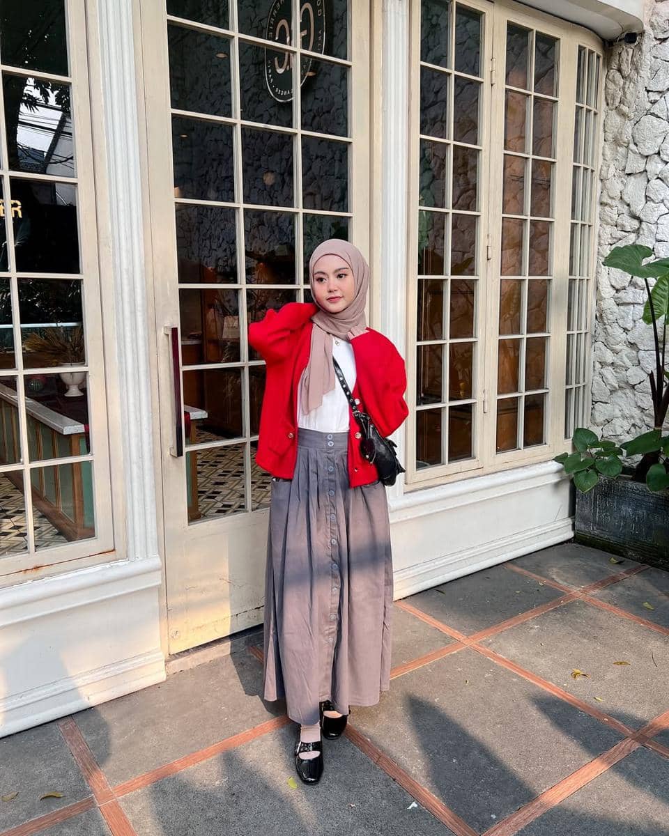 outfit ala Revina Habilia