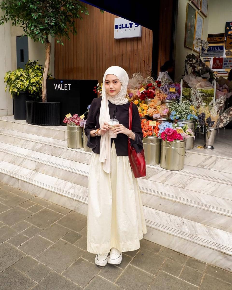 outfit ala Revina Habilia