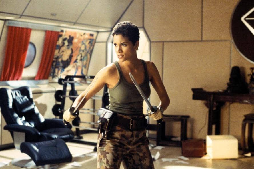 Halle Berry dalam film Die Another Day