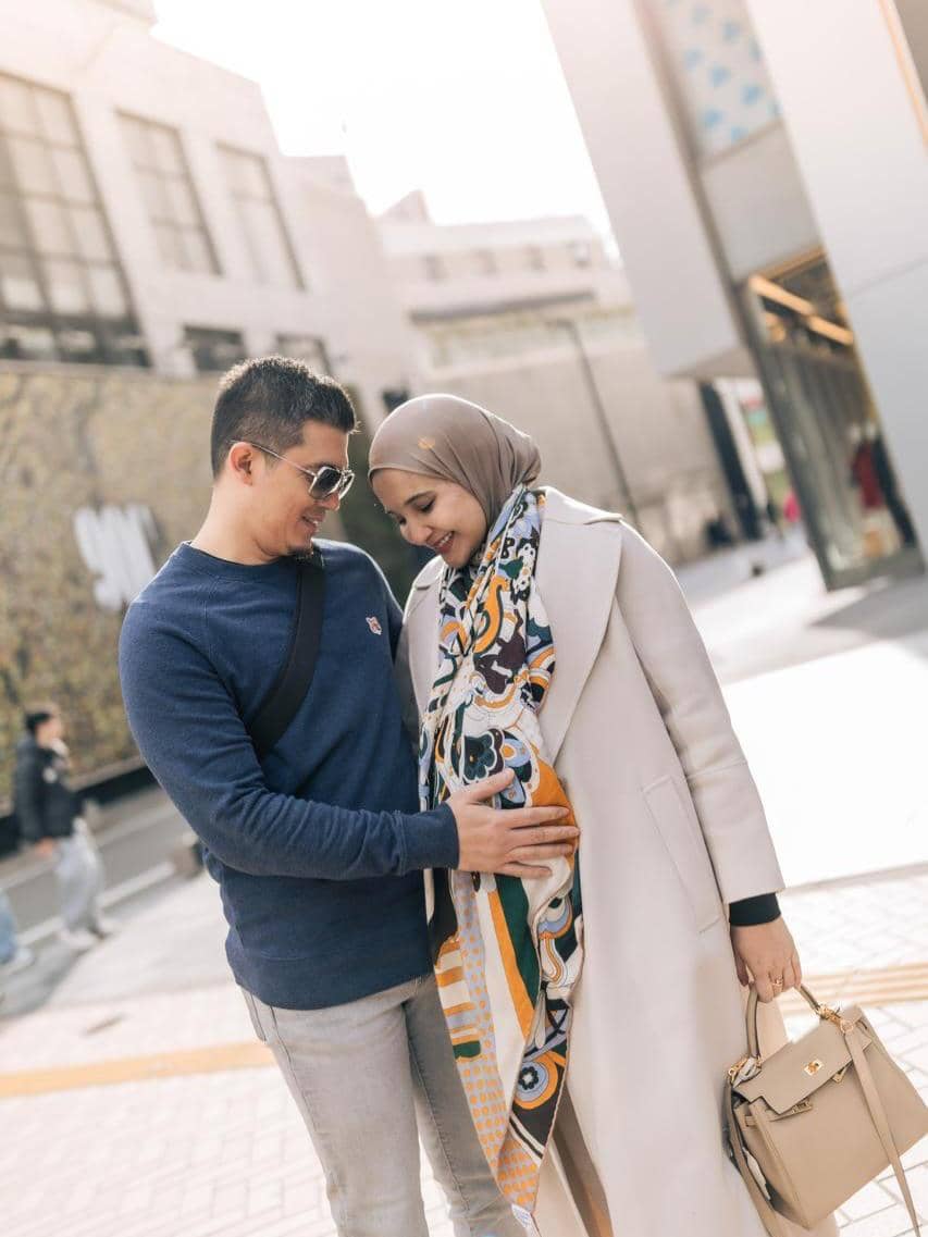 Irwansyah dan Zaskia Sungkar