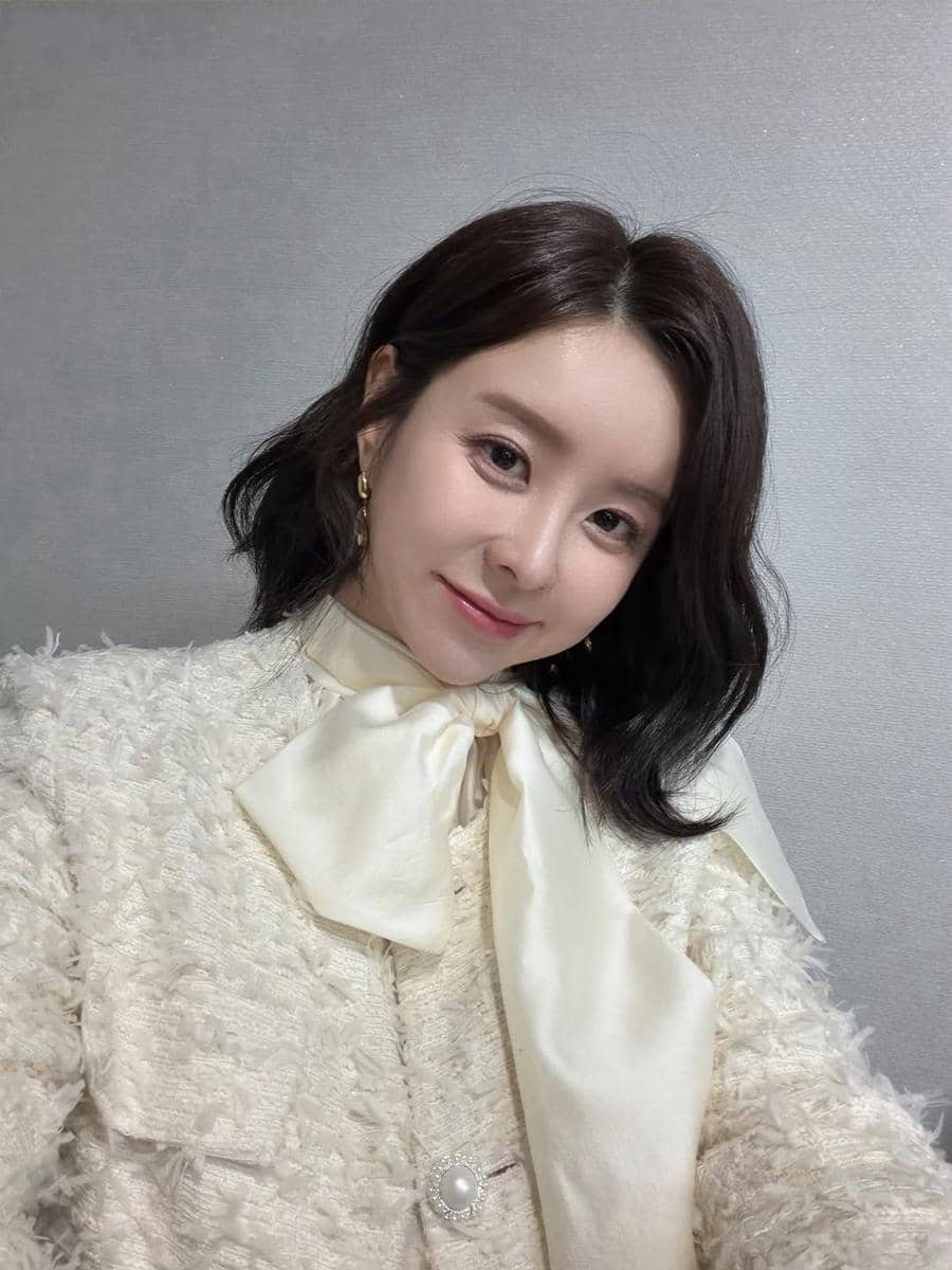 Eun Ga Eun (instagram.com/eungaeun1)