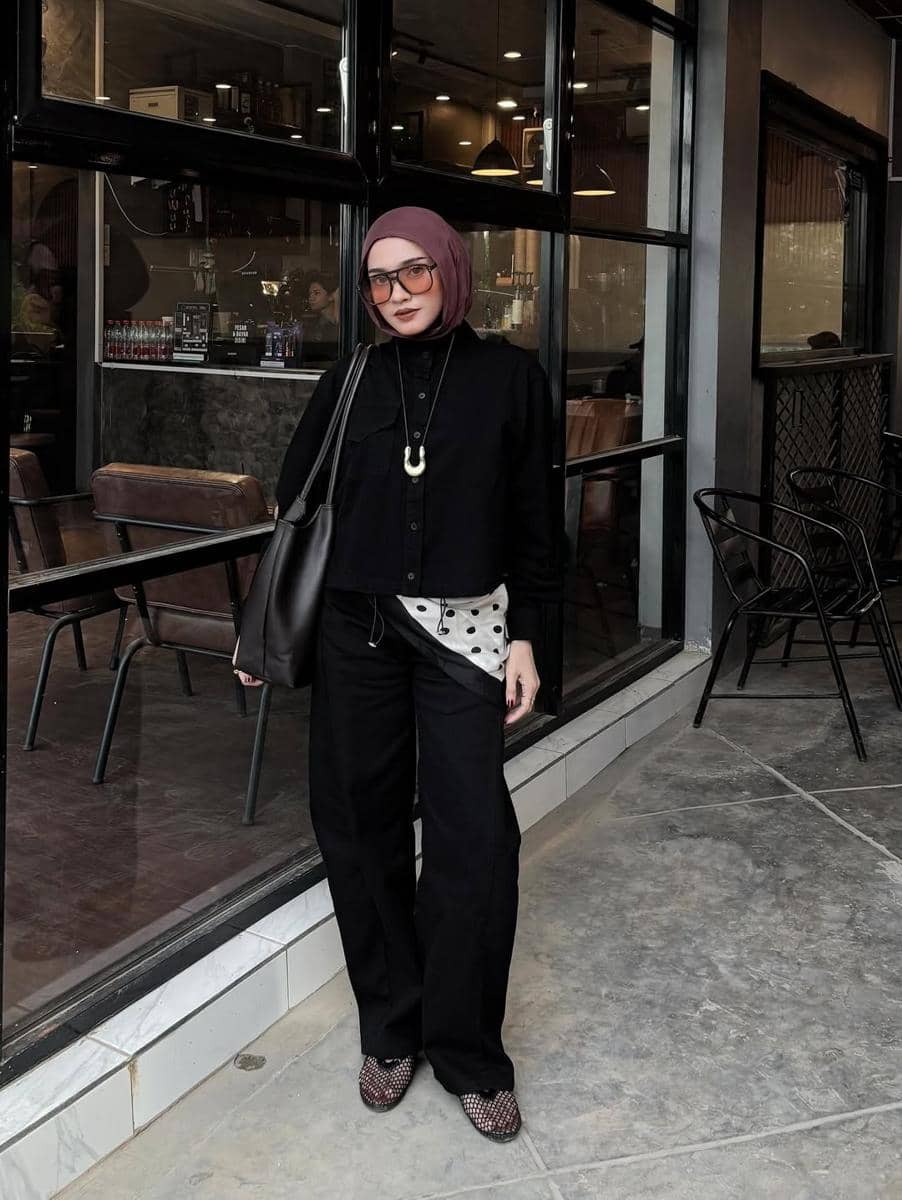 Mix and Match Motif Polkadot ala Lisna Feri