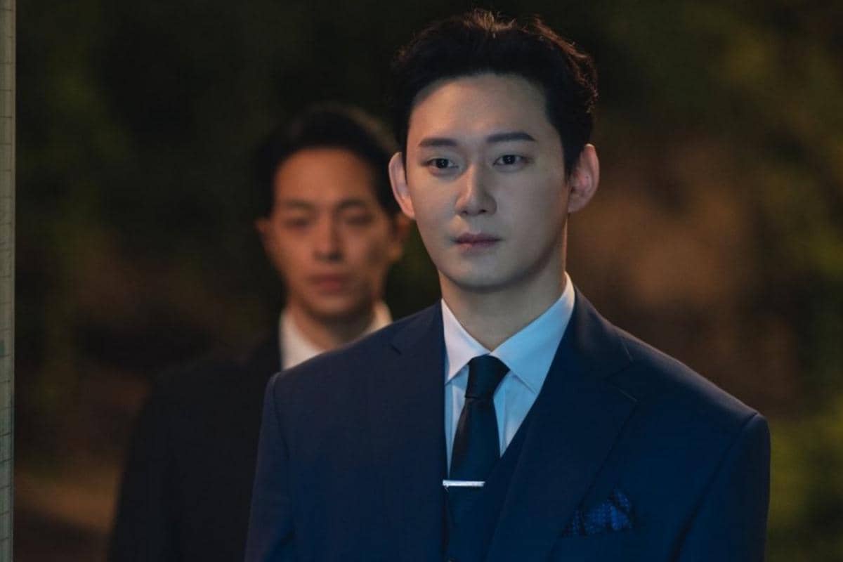 Still Cut Bloody Flower