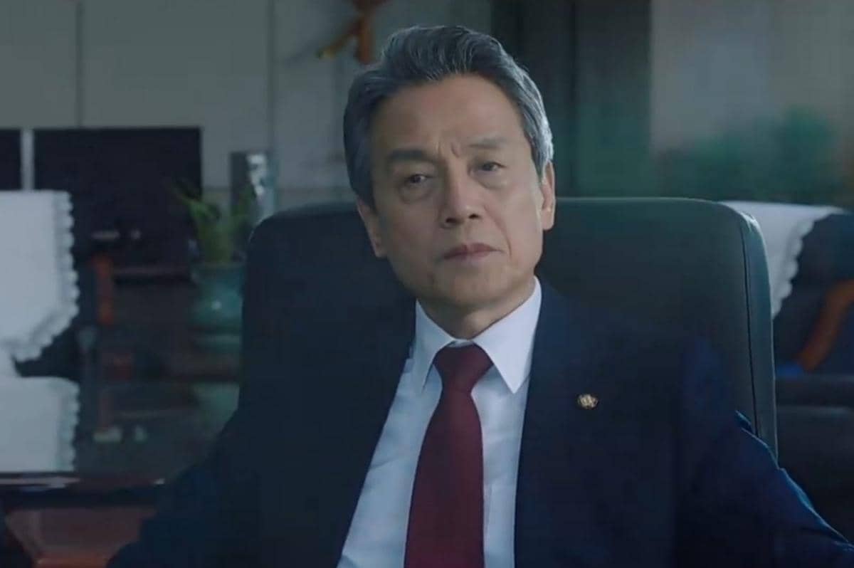 Still Cut Bloody Flower