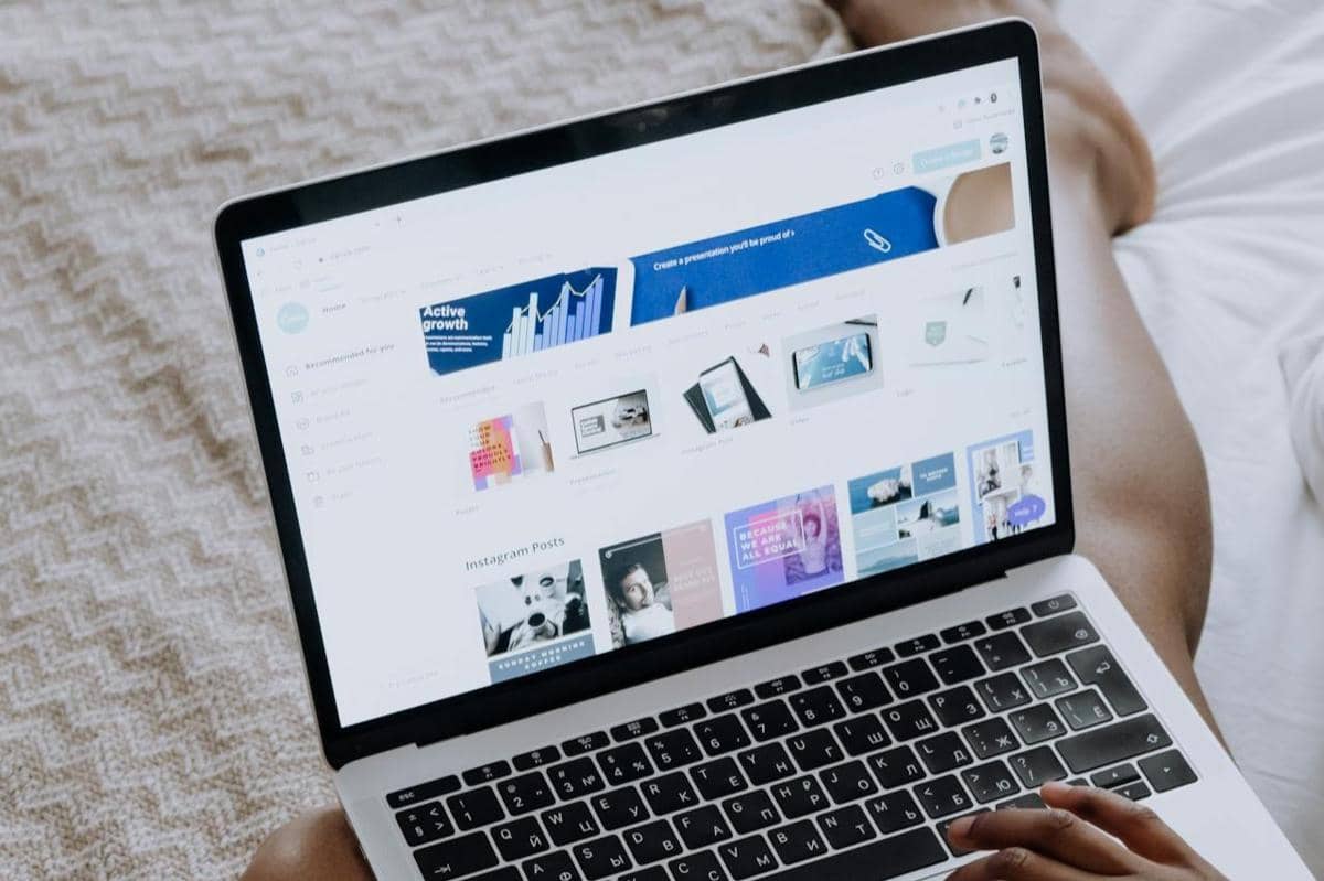 ilustrasi memanfaatkan Canva sebagai digital tracker