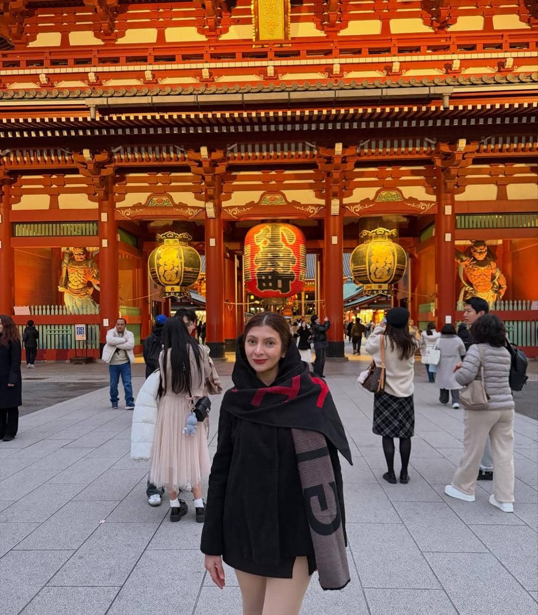 Sarah Keihl jalan-jalan di Asakusa