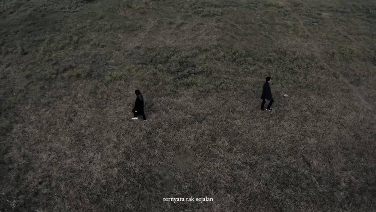 cuplikan video klip "Aku Kamu yang Lain"