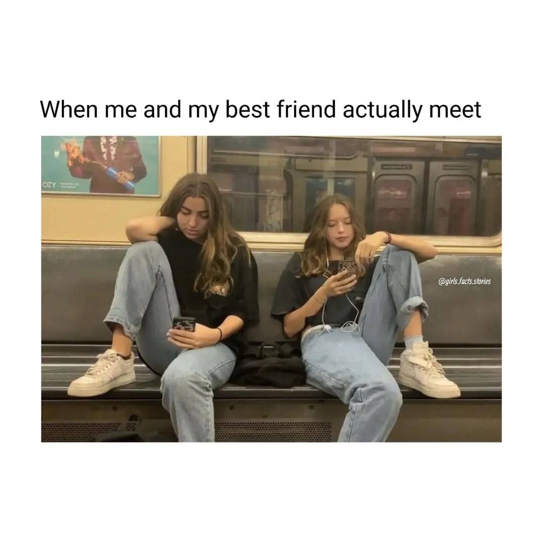 meme momen ketemu sahabat