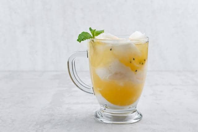 Potret es kelapa muda