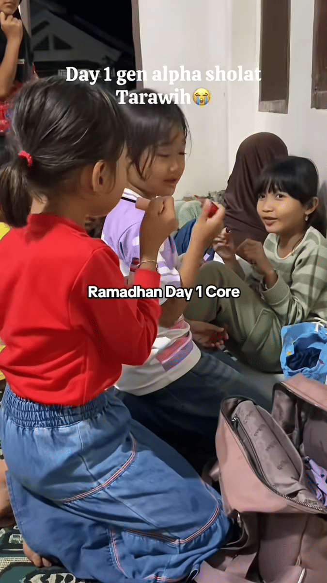 tingkah bocil pas tarawih