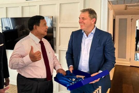 Presiden Prabowo Subianto bertemu pemilik Chelsea, Todd Boehly, Jumat (20/2/2026). (Instagram/@sekretariat.kabinet).