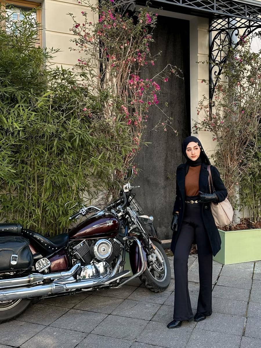 Gaya layering ala Nimas Azlia