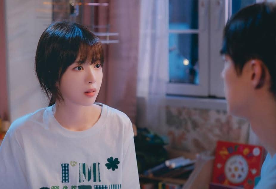 5 Persona Hyun Jin yang Bikin Tae Hyeong Jatuh Hati di Our Universe