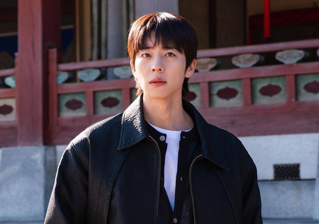 Chae Jong Hyeop di drama In Your Radiant Season