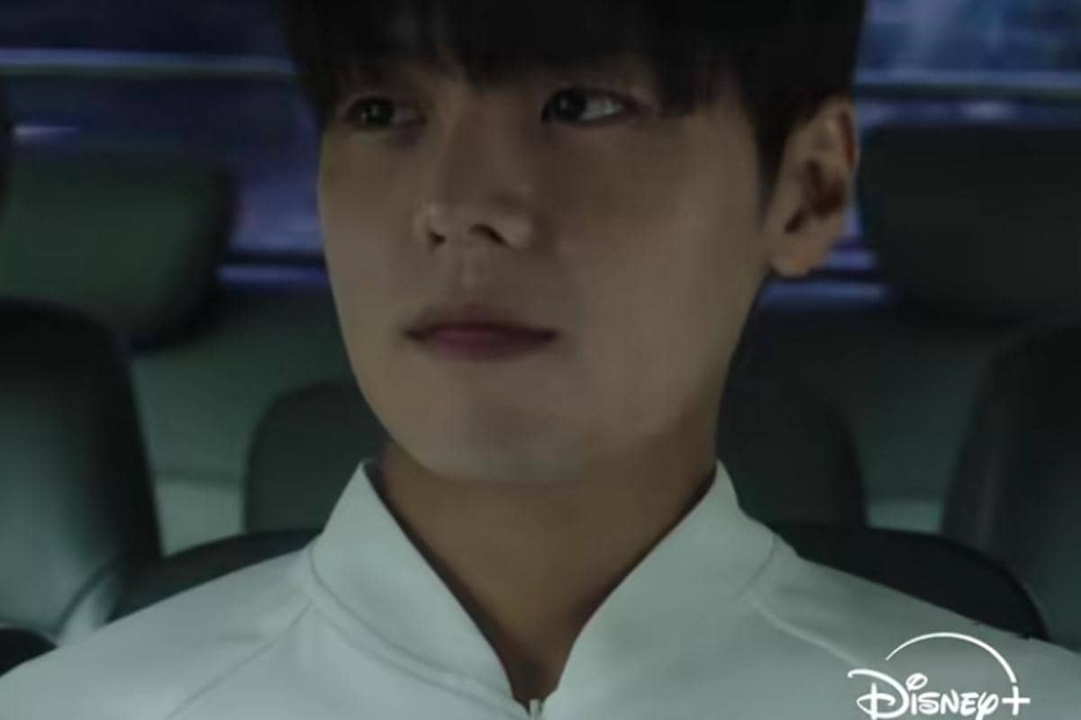 Still Cut Bloody Flower