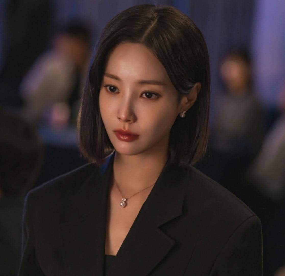 Still cut Love Phobia