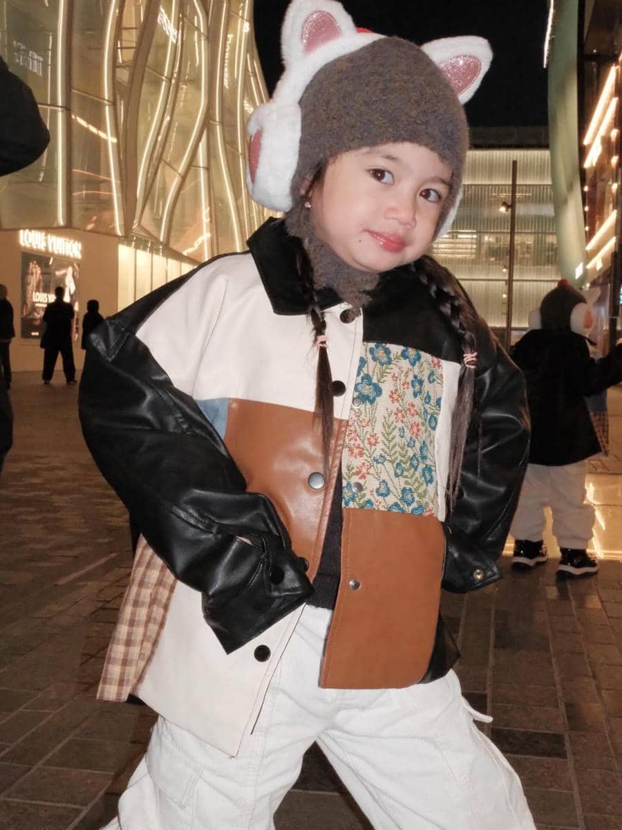 Keluarga Felicya Angelista liburan ke Beijing