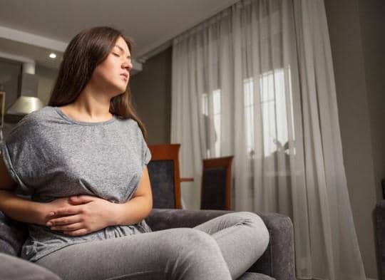 ilustrasi asam lambung kambuh