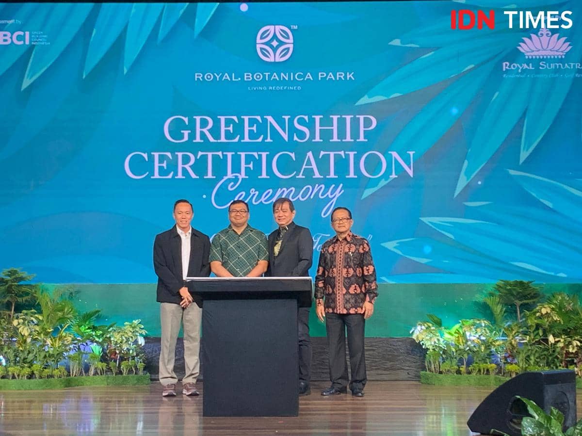 Penyerahan greenship certification dari GBCI untuk perumahan Royal Botanica Park, Sabtu (21/2/2026) (IDN Times/Indah Permata Sari)
