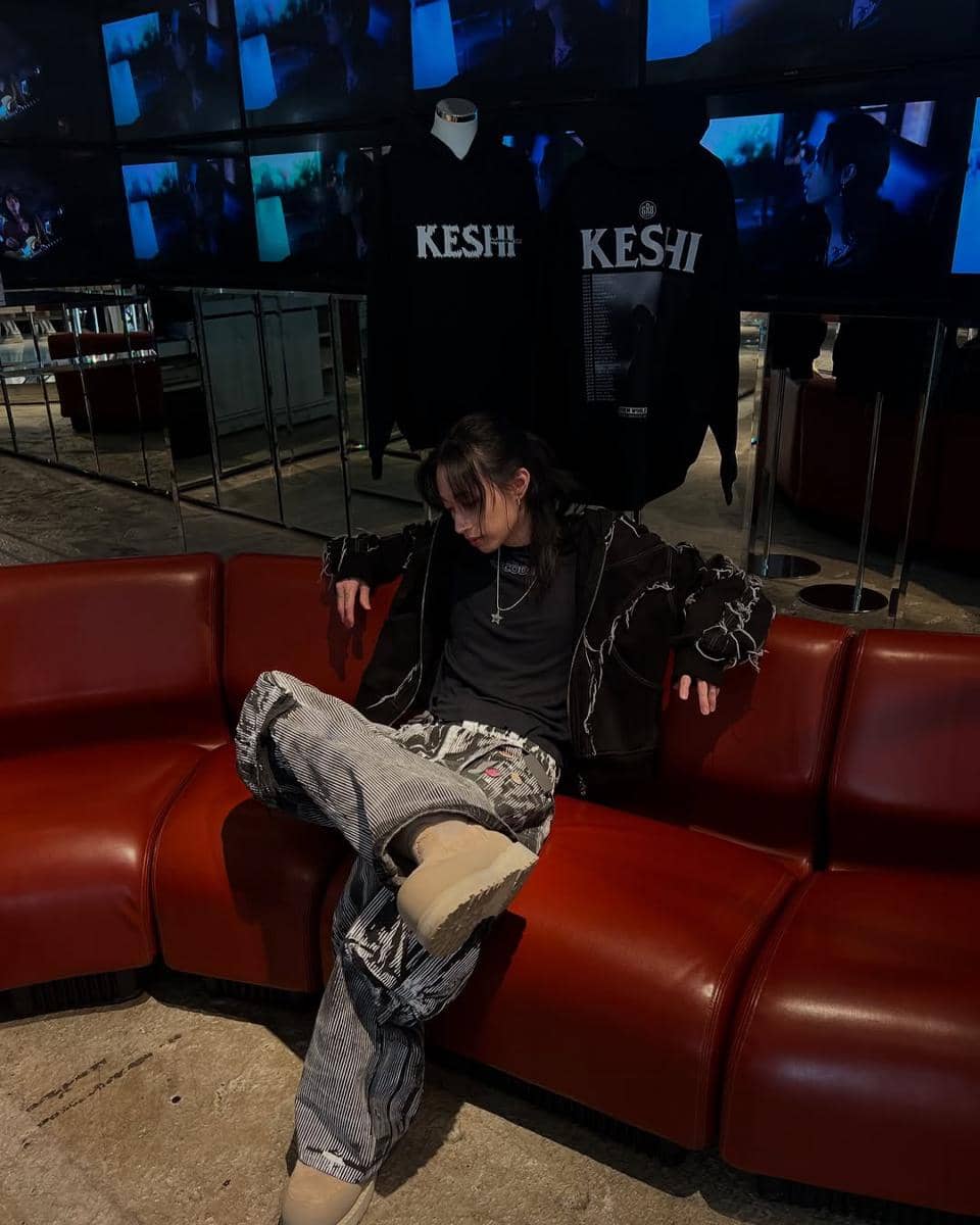 Mix and match street style ala Keshi