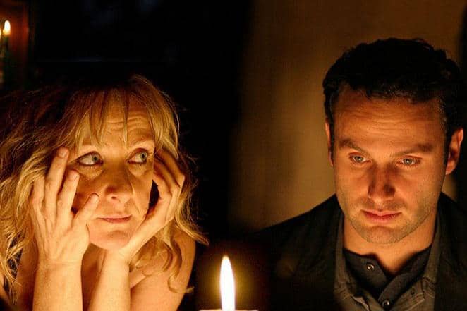 adegan dalam serial Afterlife