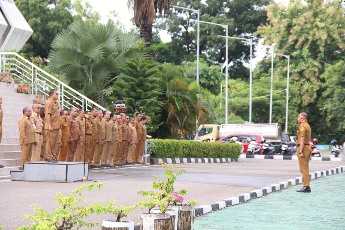 Gubernur NTT Melki Laka Lena geram 2 ribu ASN tak hadiri apel pagi. (Dok Humas Setda Provinsi NTT)