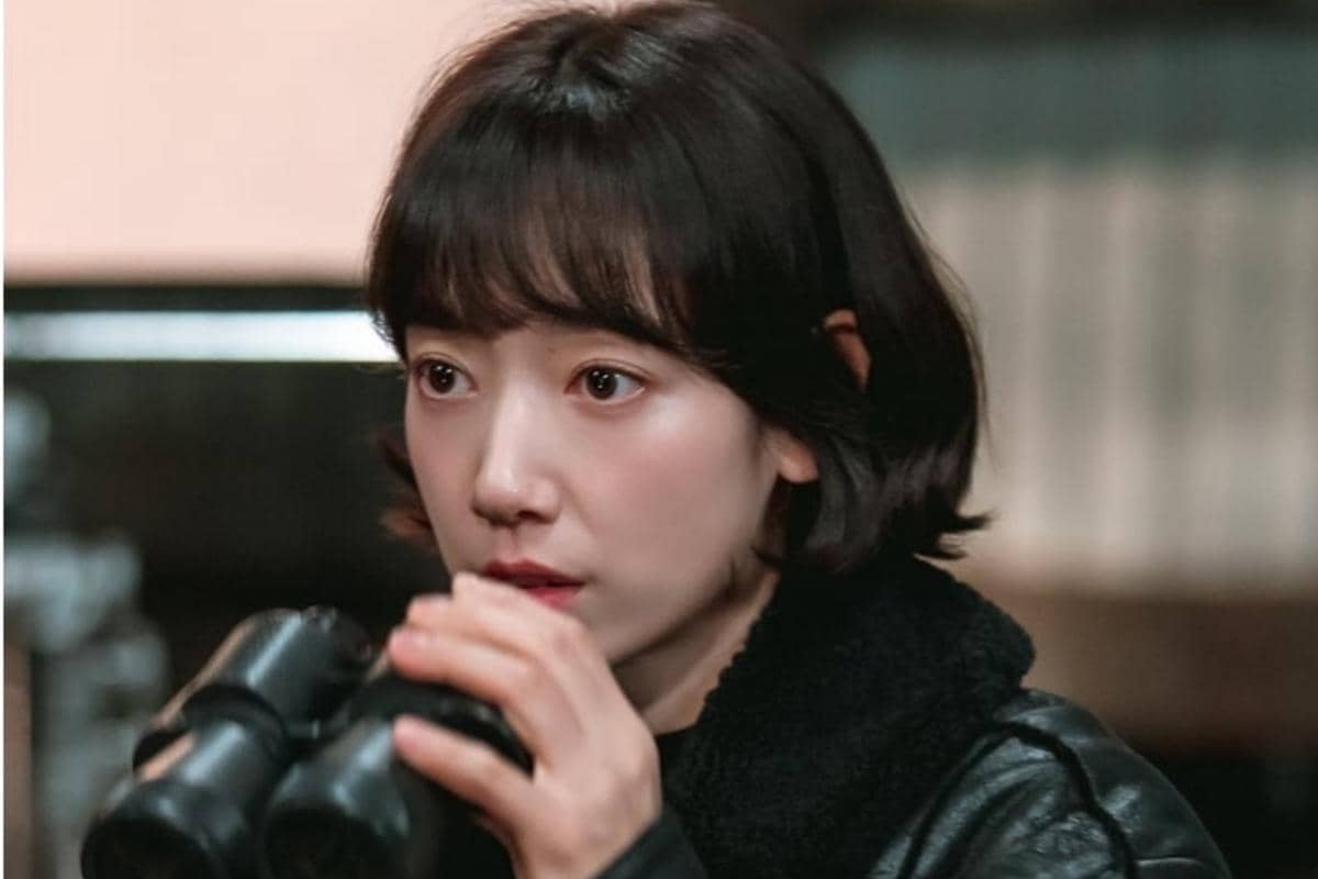 Still cut Undercover Miss Hong