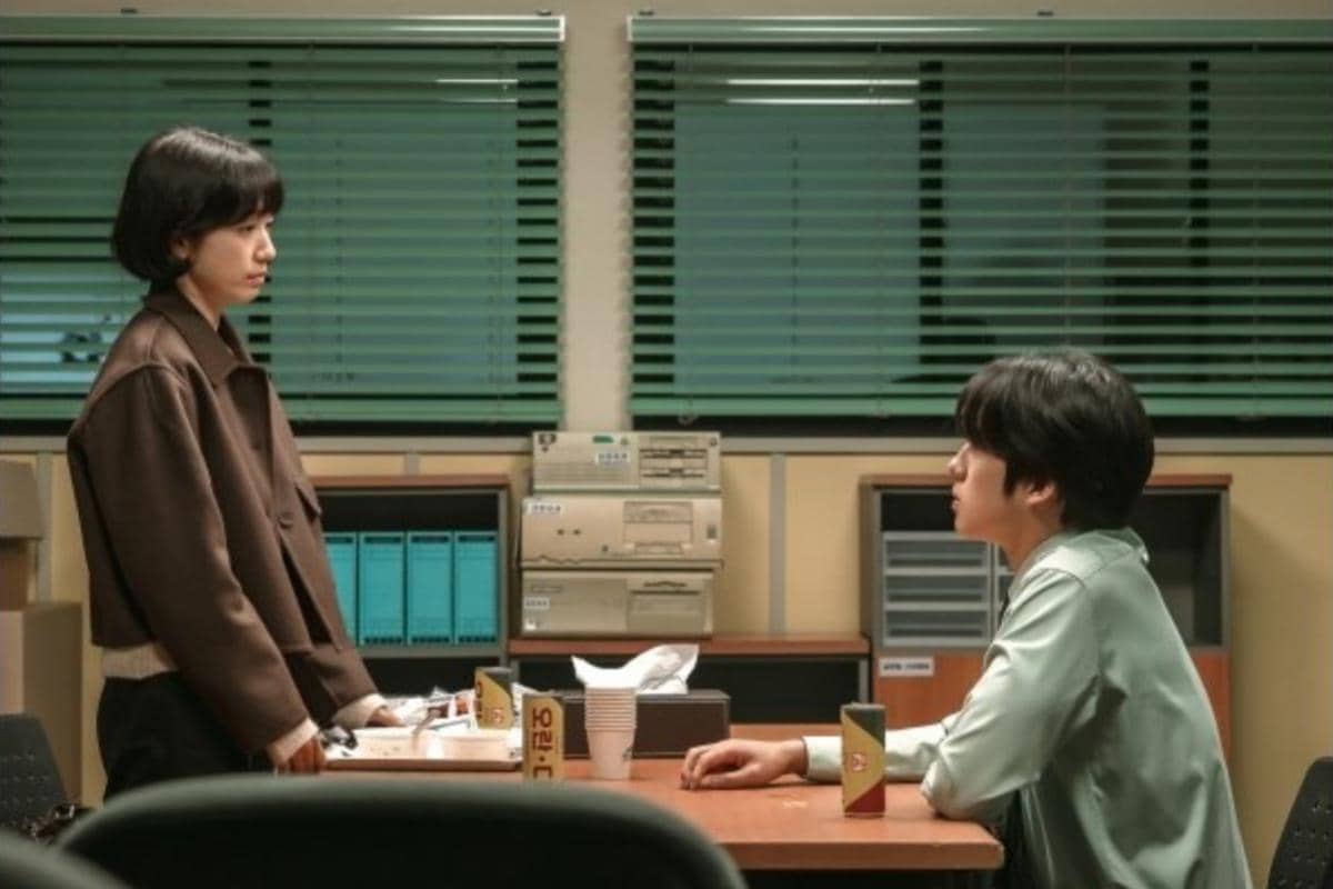 Still cut Undercover Miss Hong 