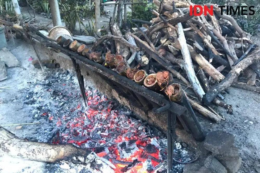 Lemang Bambu Khas Jeneponto/Muizzu Khaidir