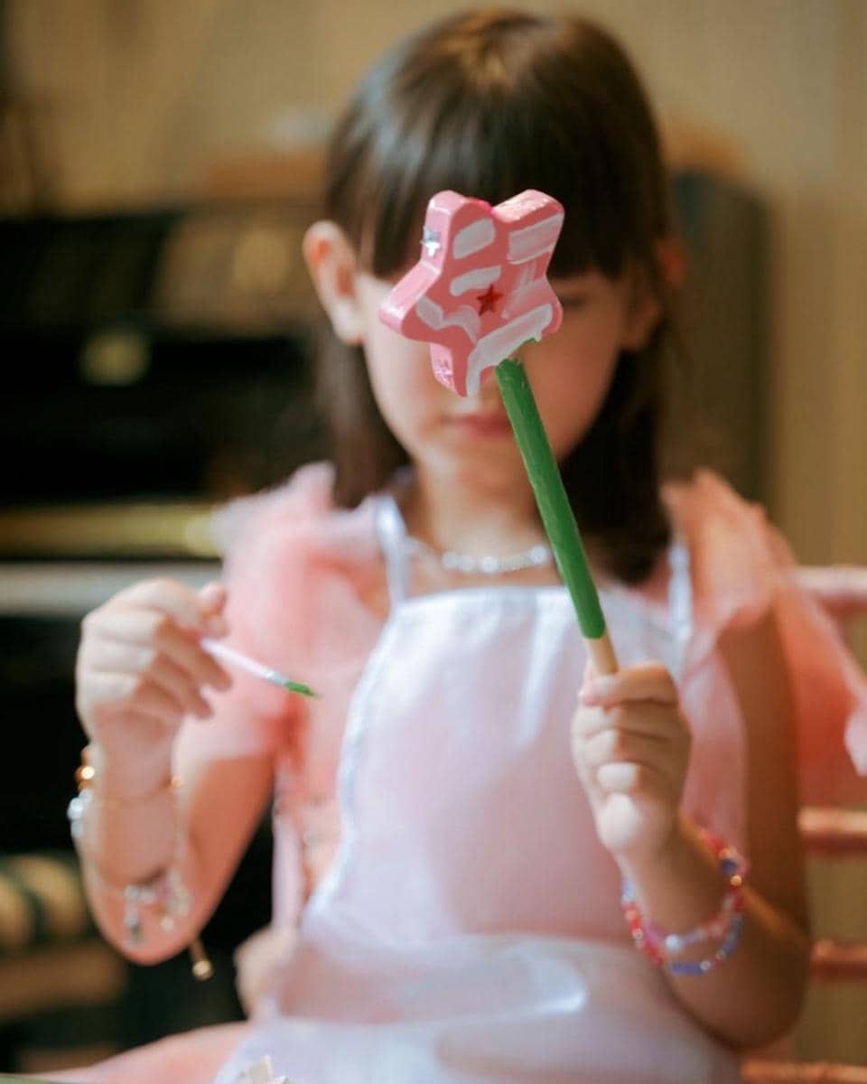 ulang tahun Zalina, putri Raisa